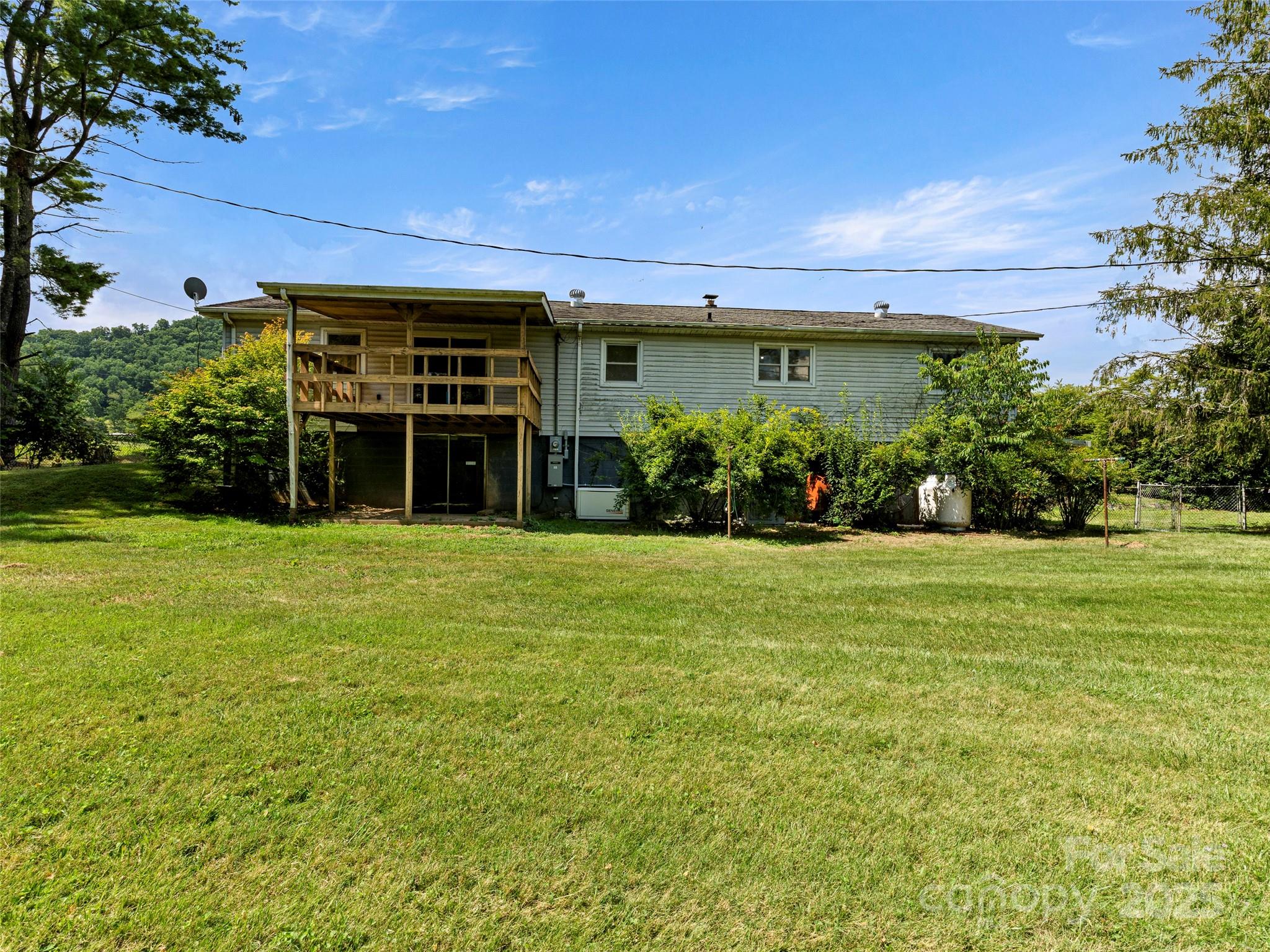 55 Dock Ratcliffe Road