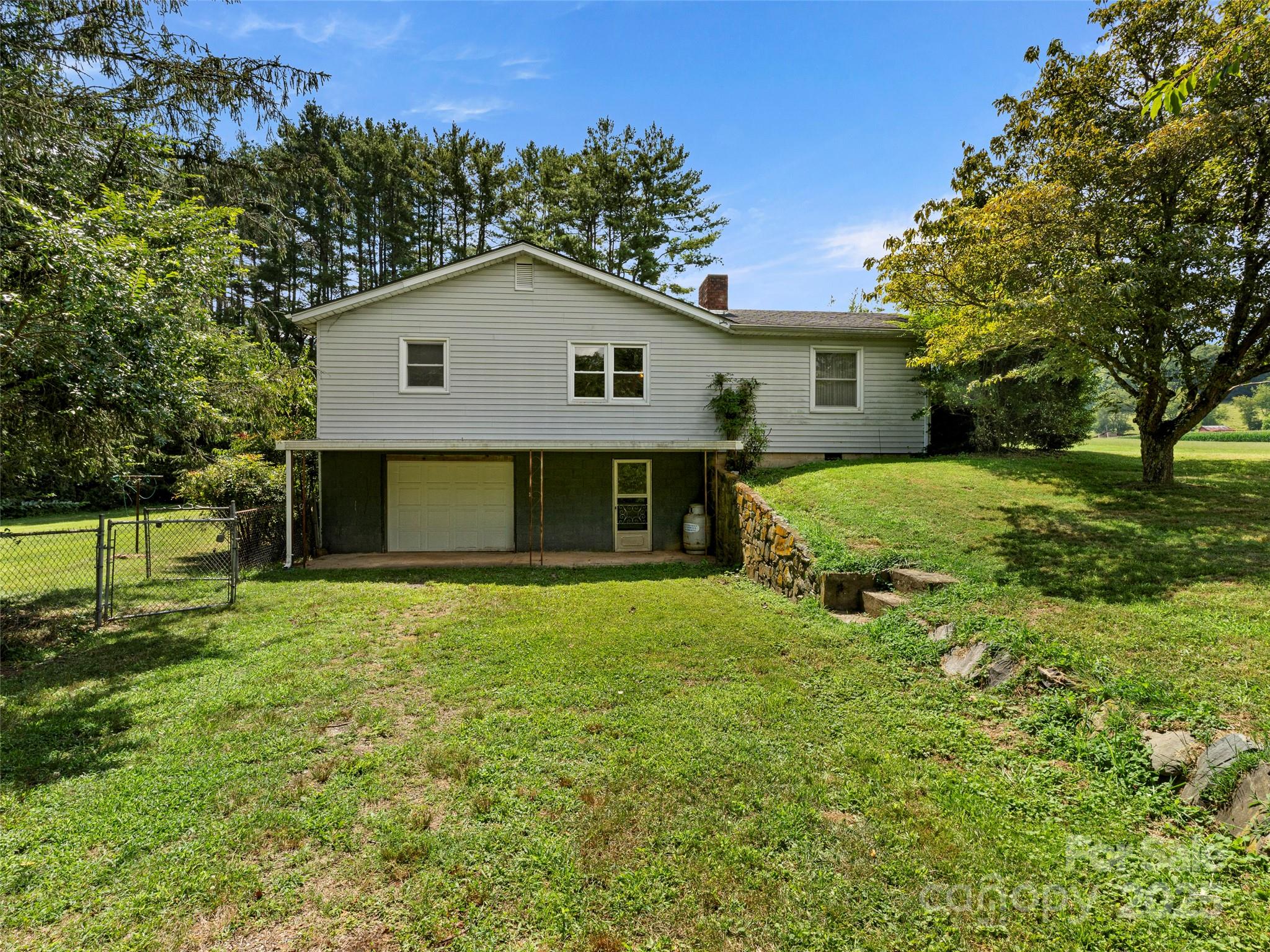 55 Dock Ratcliffe Road