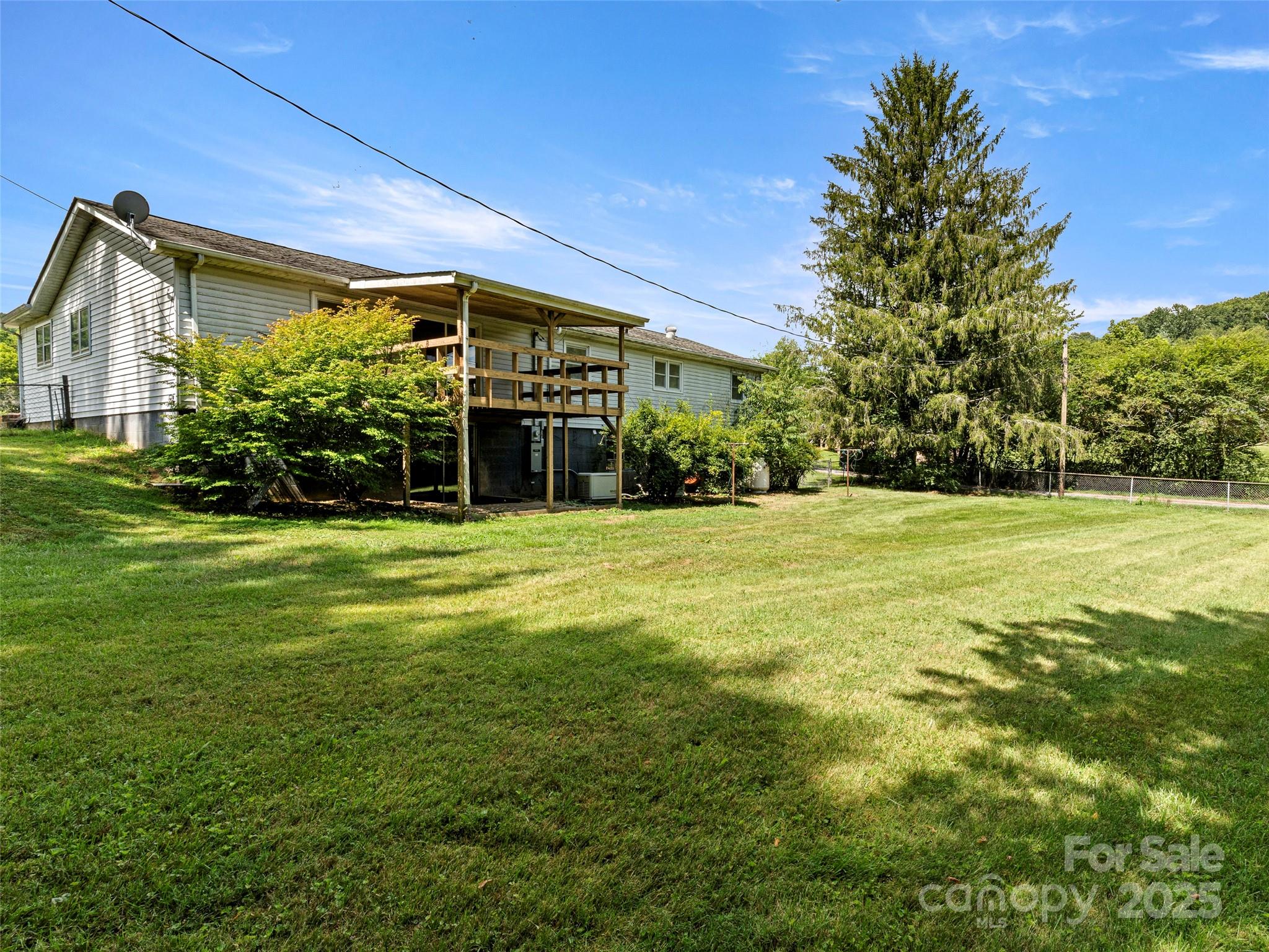 55 Dock Ratcliffe Road