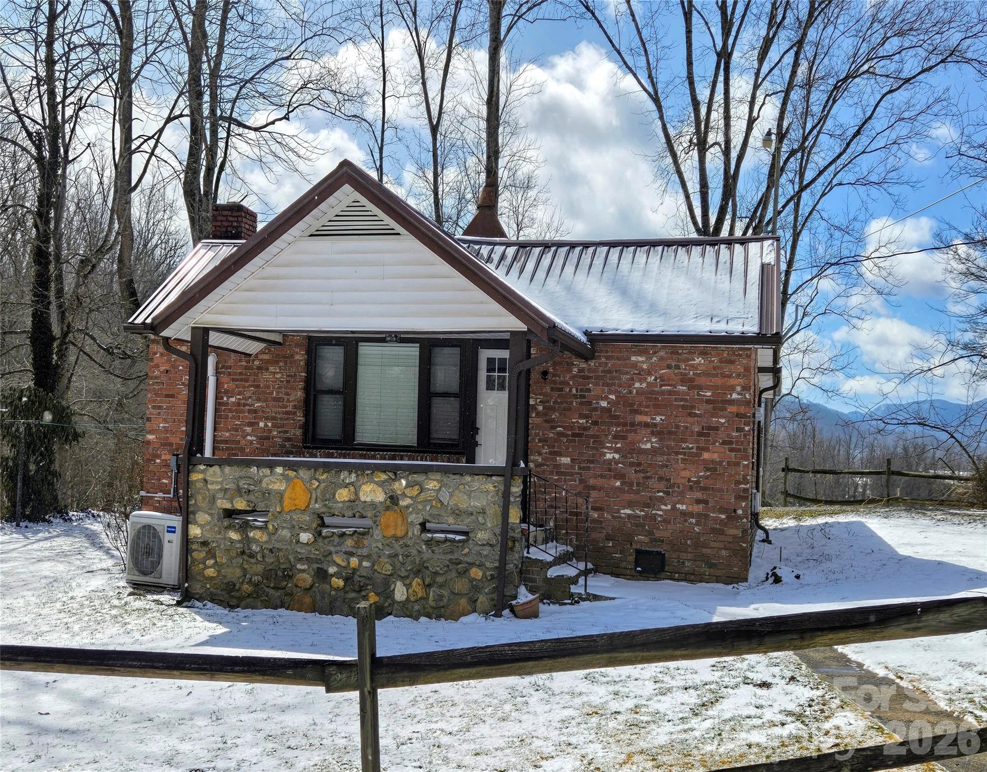1332 Sonoma Road