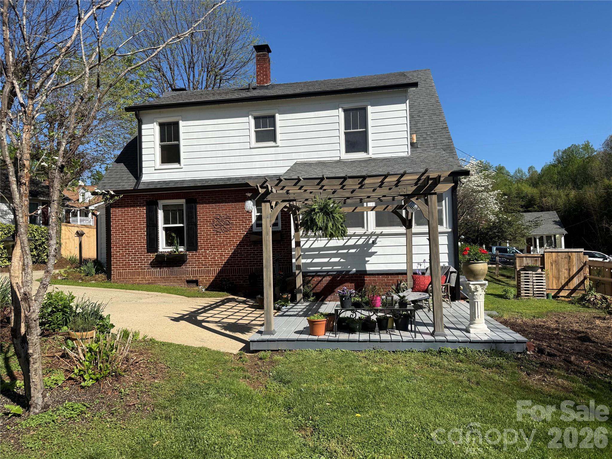 110 Lincoln Avenue