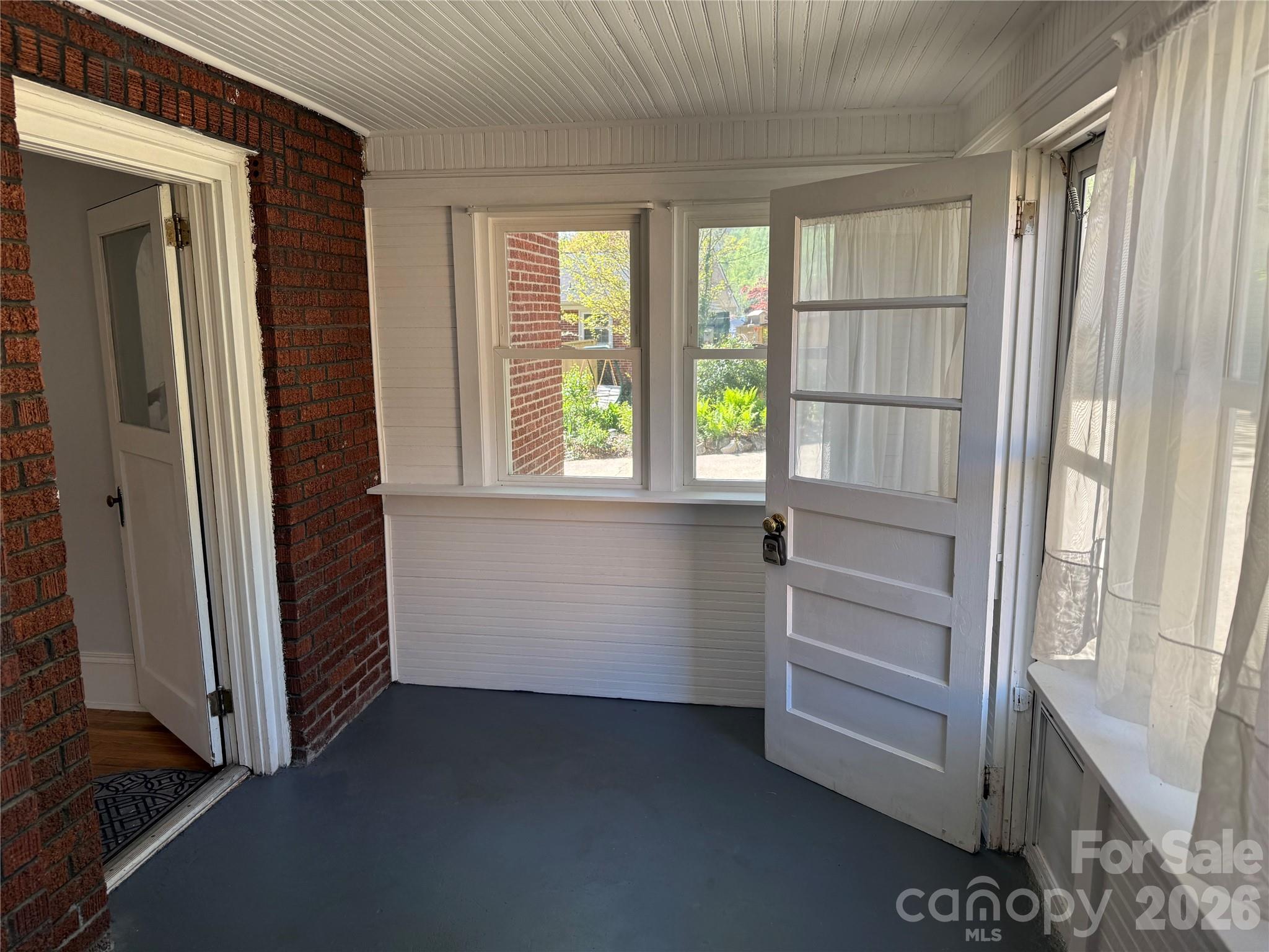 110 Lincoln Avenue