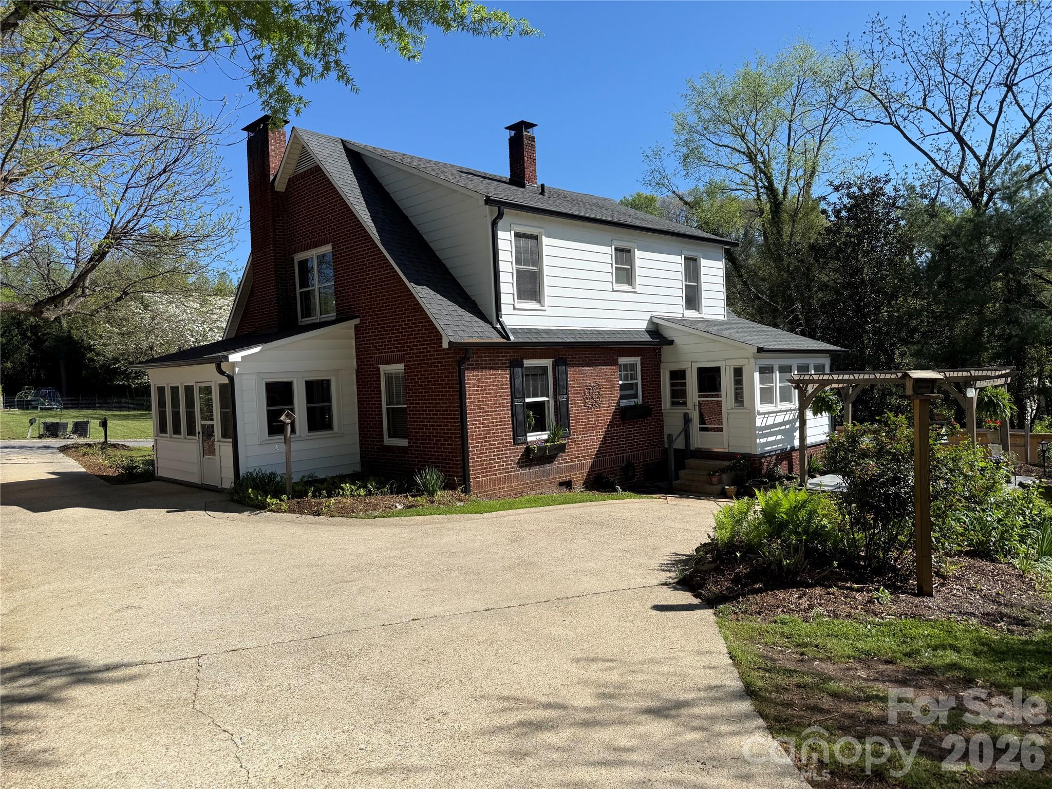 110 Lincoln Avenue