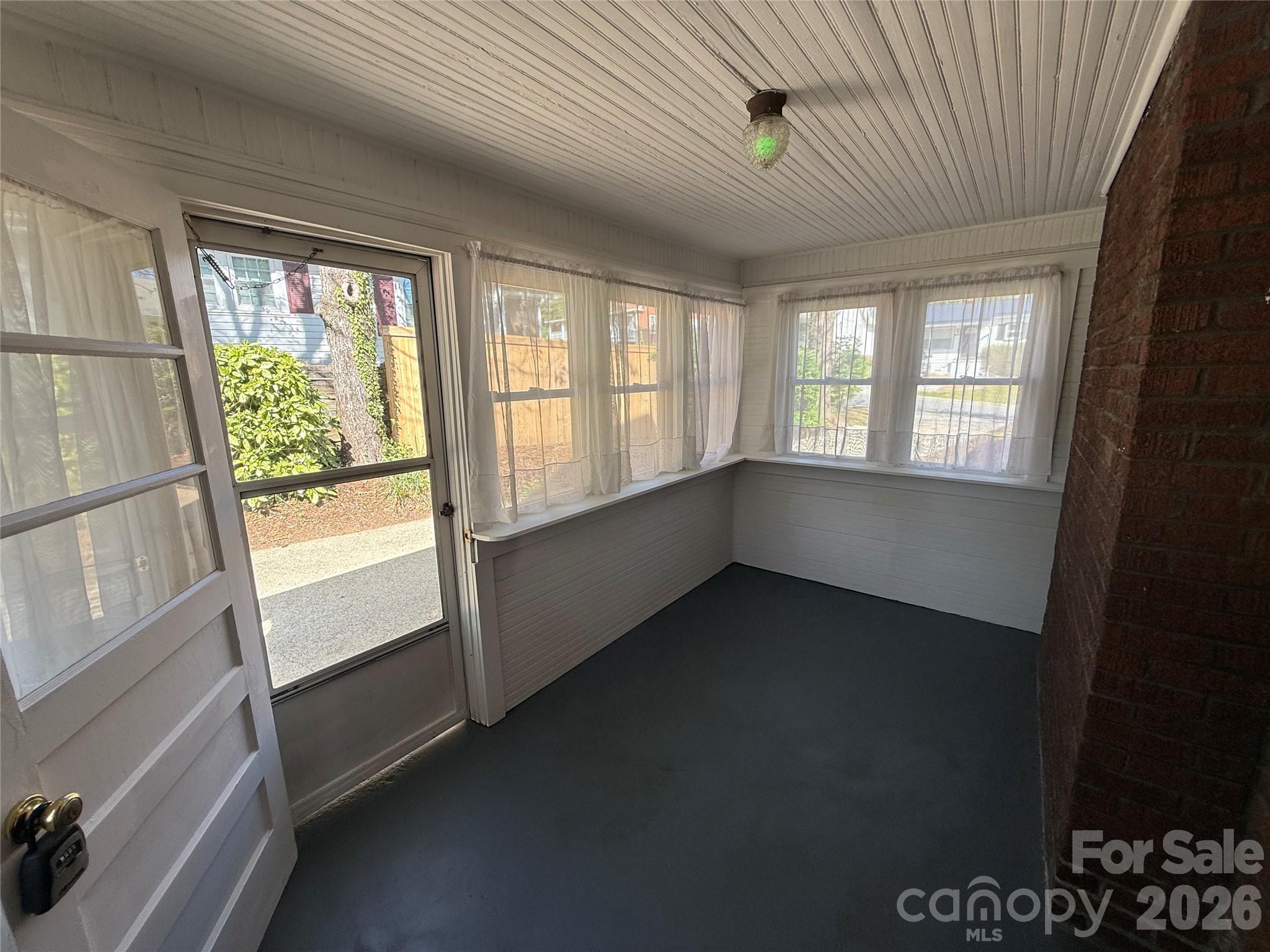 110 Lincoln Avenue