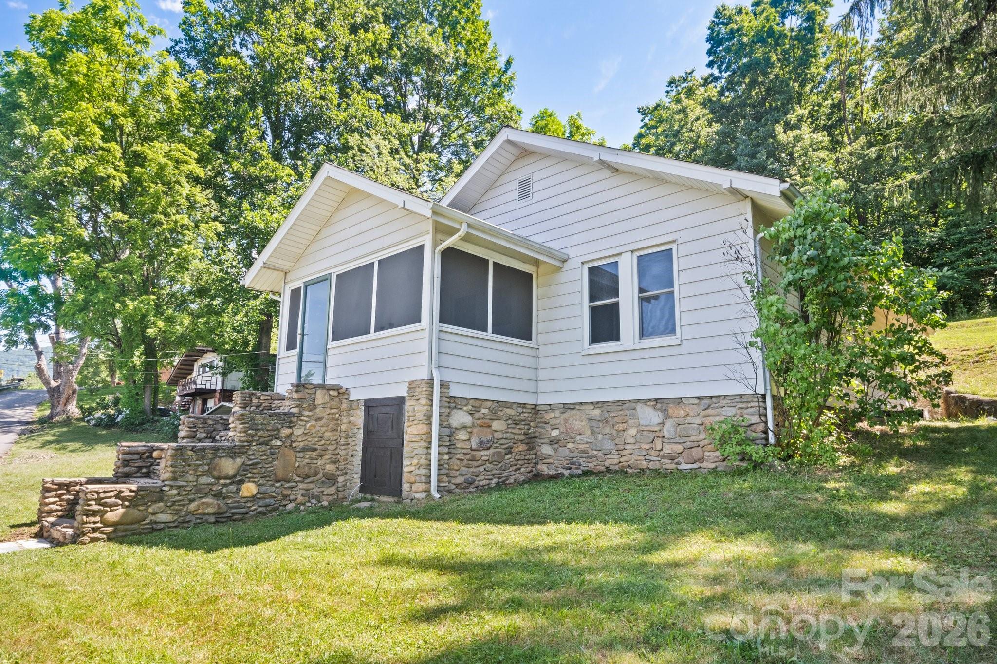 441 Main Street