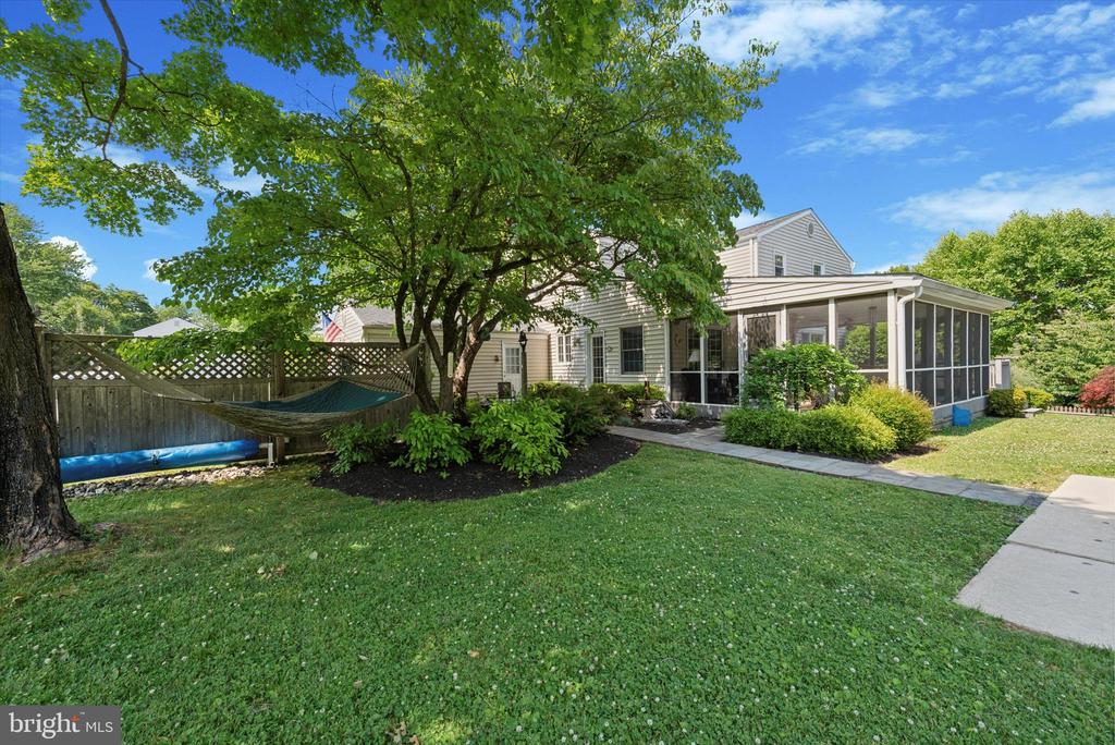 488 Westwind Dr