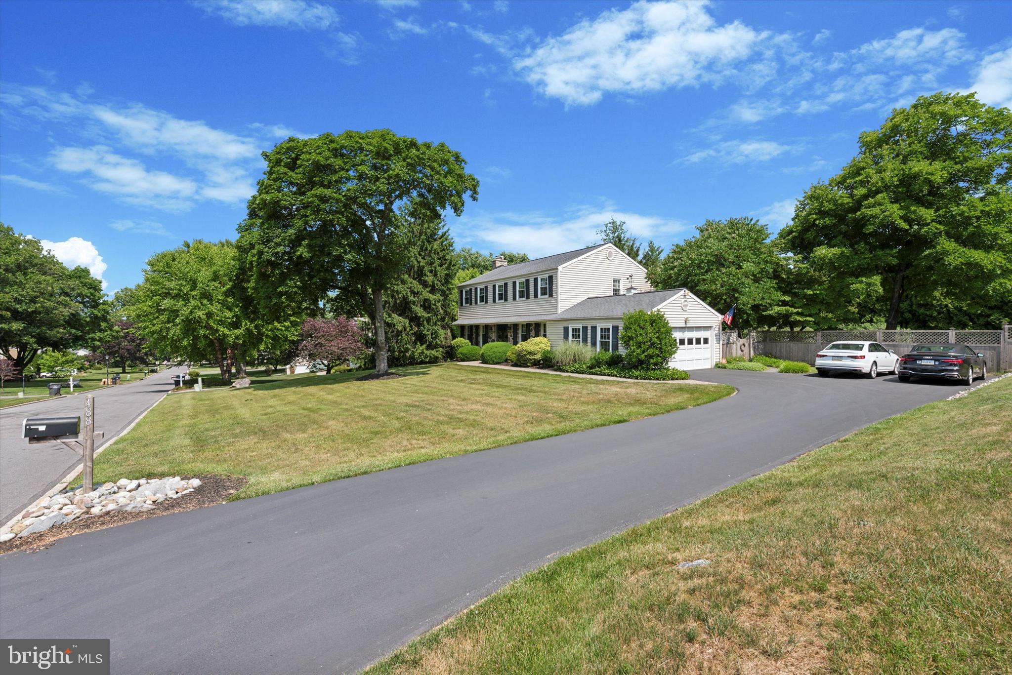 488 Westwind Dr