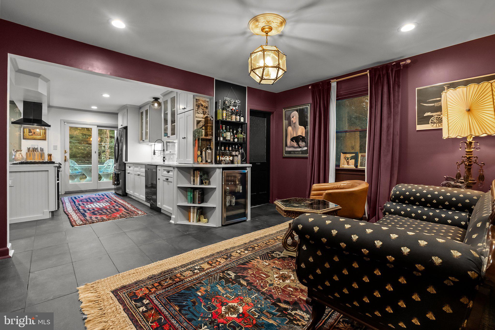 12 Chestnut Ln