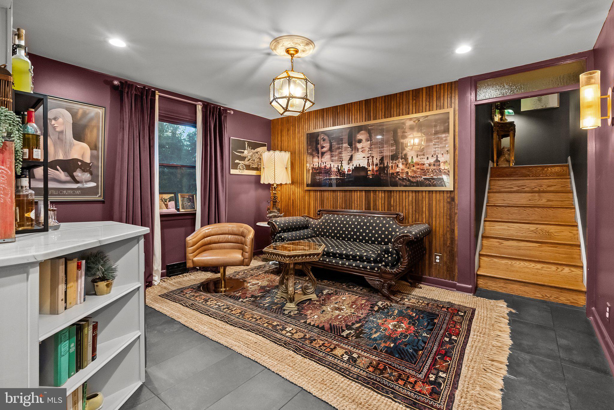 12 Chestnut Ln