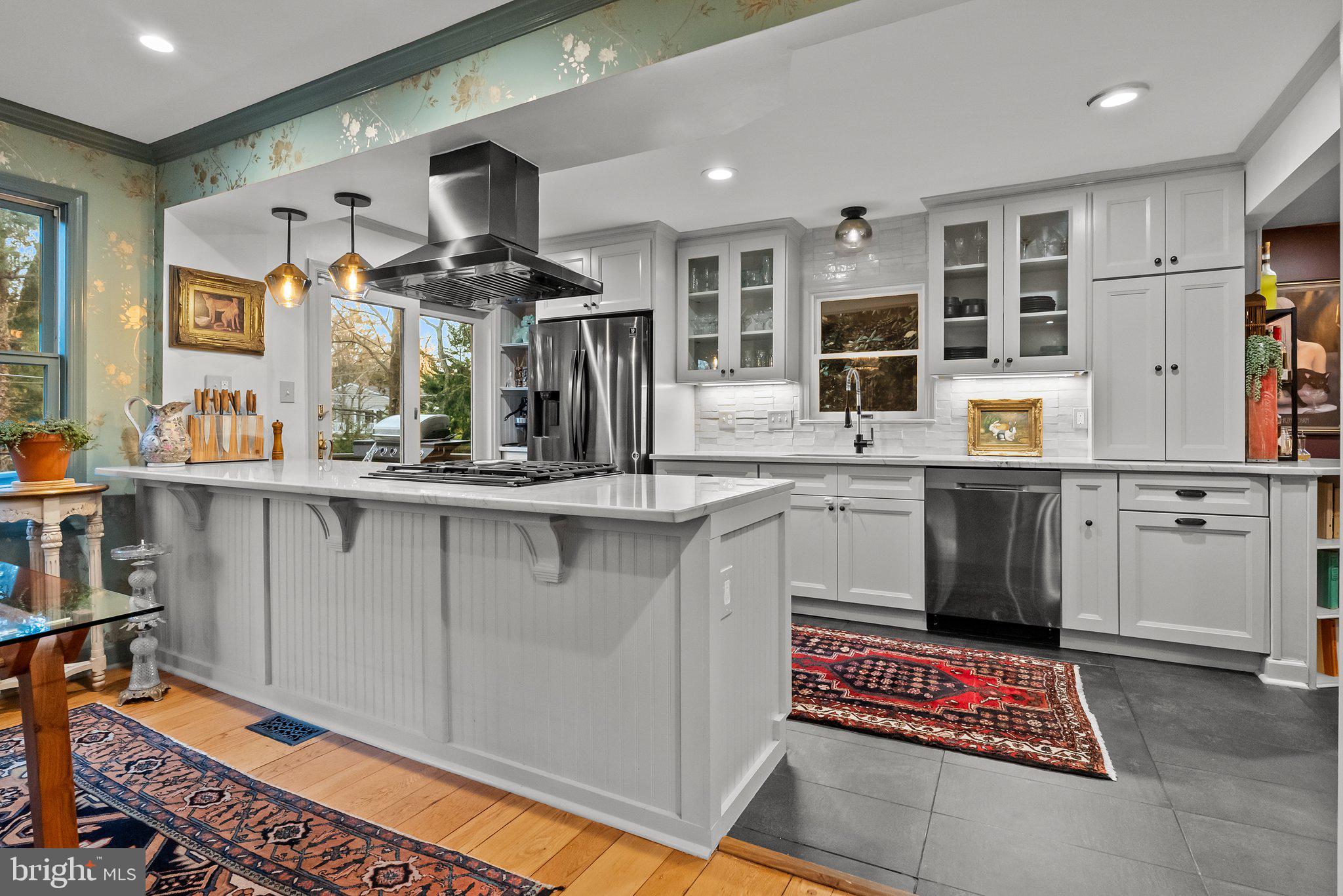 12 Chestnut Ln