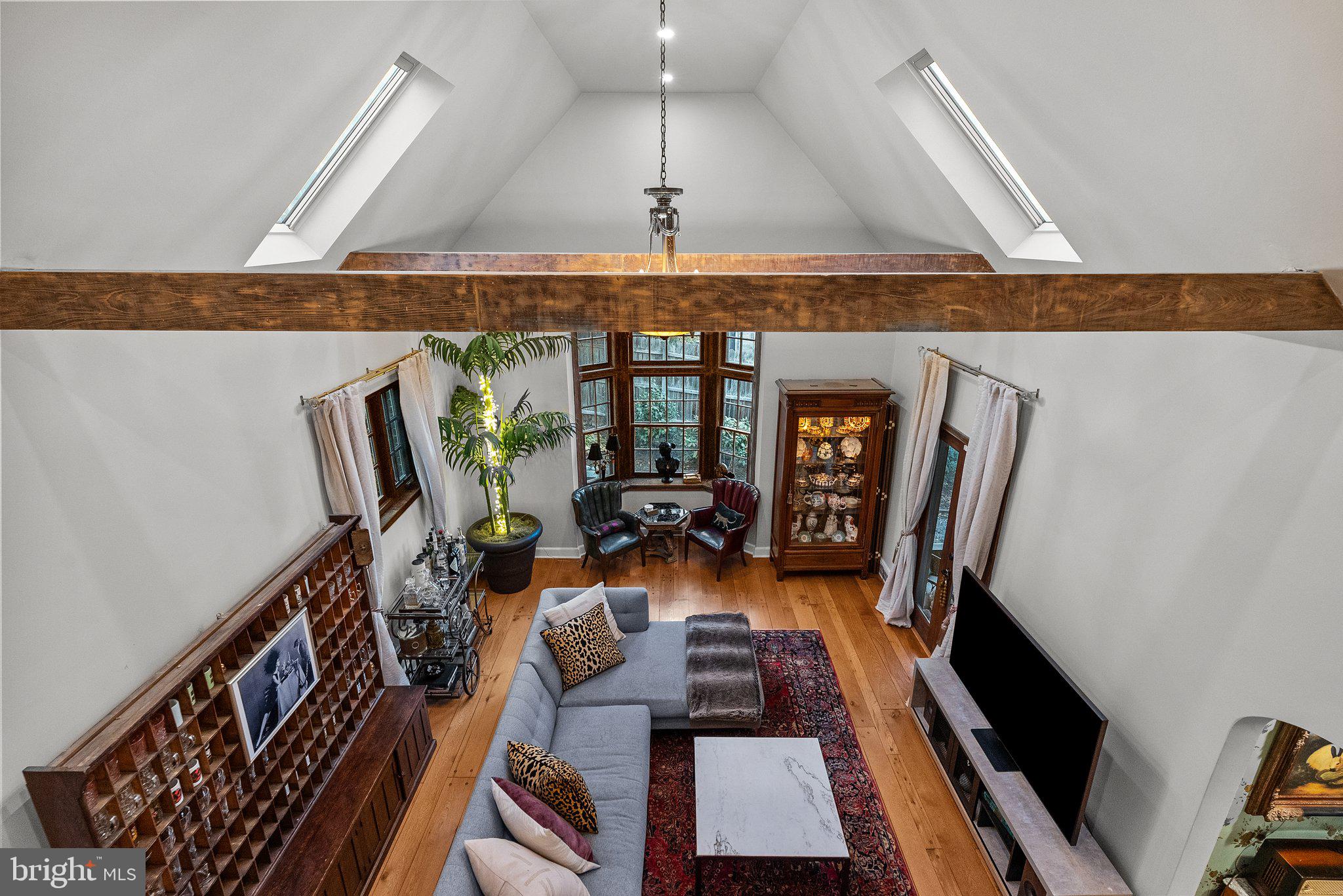 12 Chestnut Ln