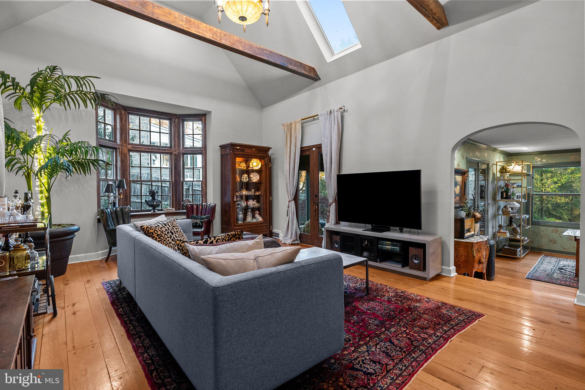 12 Chestnut Ln
