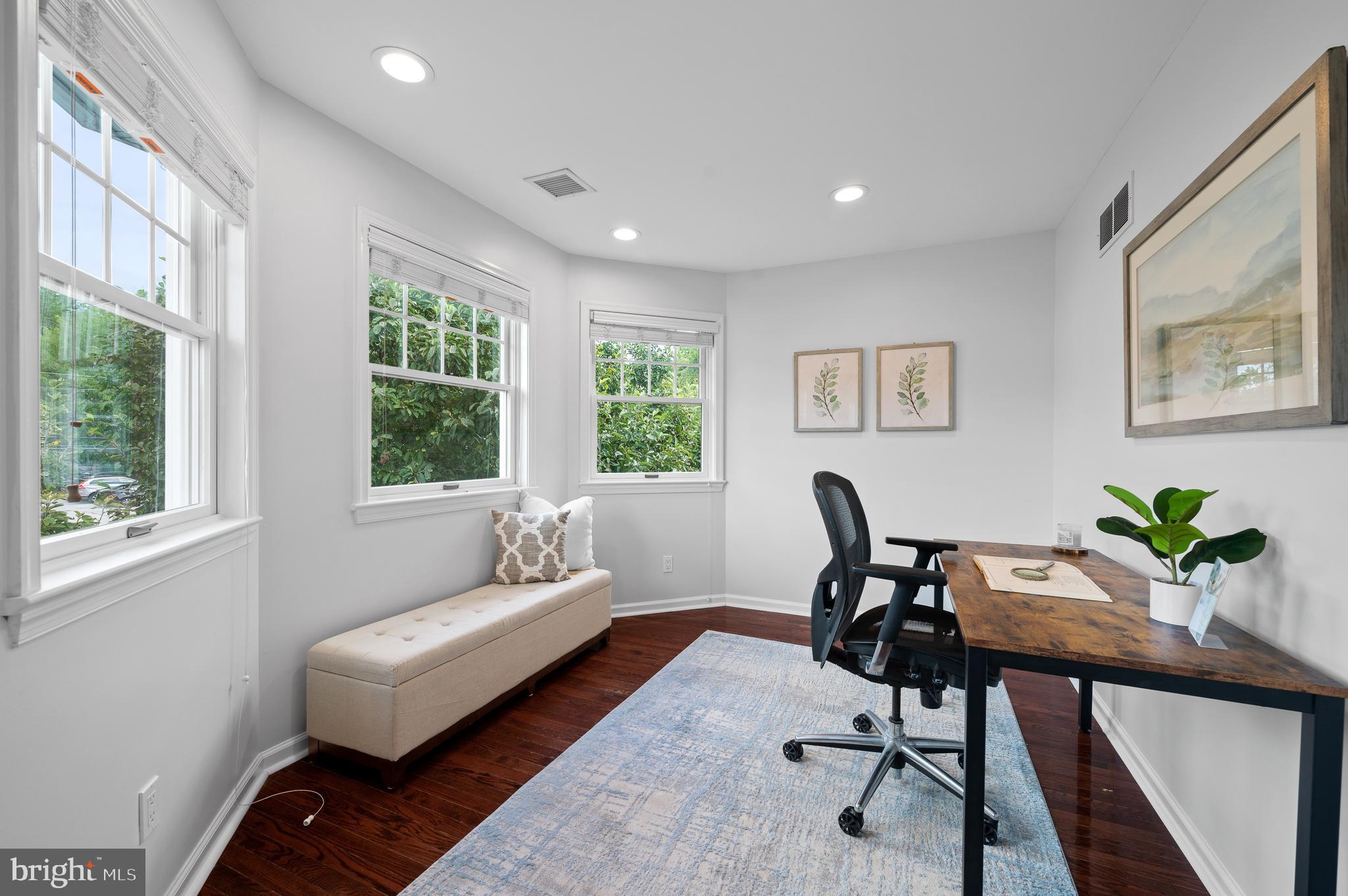 228 Highland Ave
