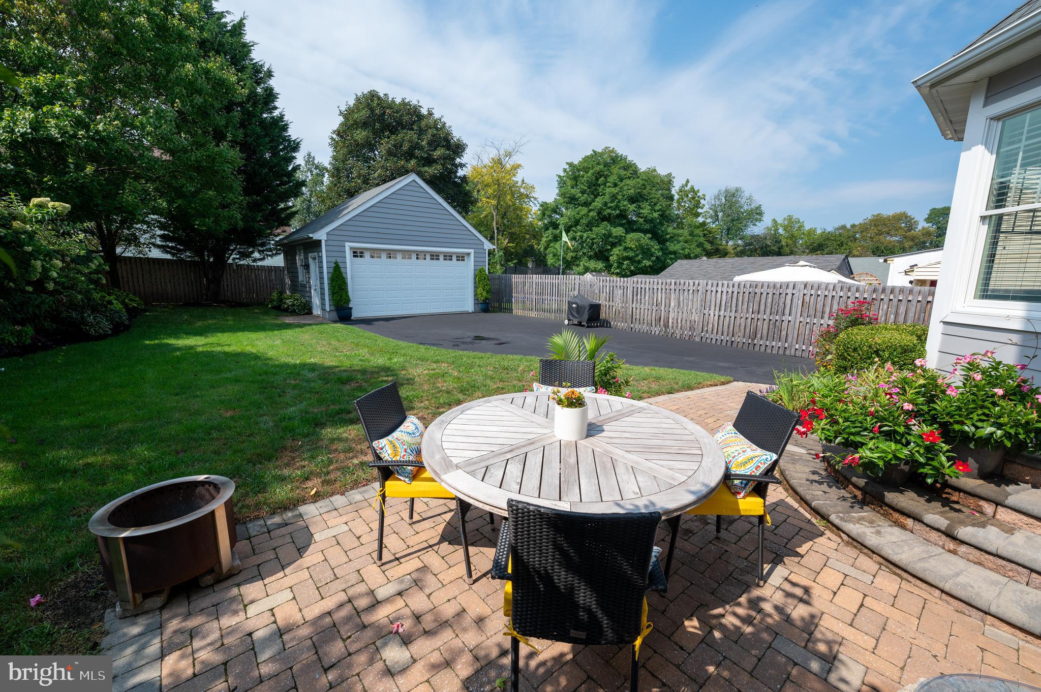 228 Highland Ave