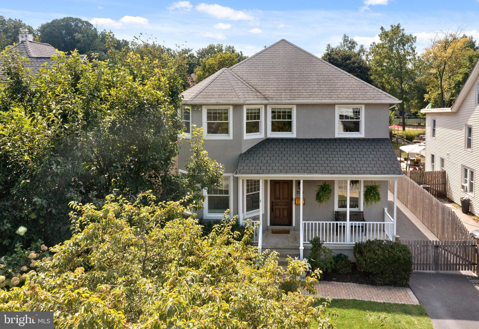 228 Highland Ave