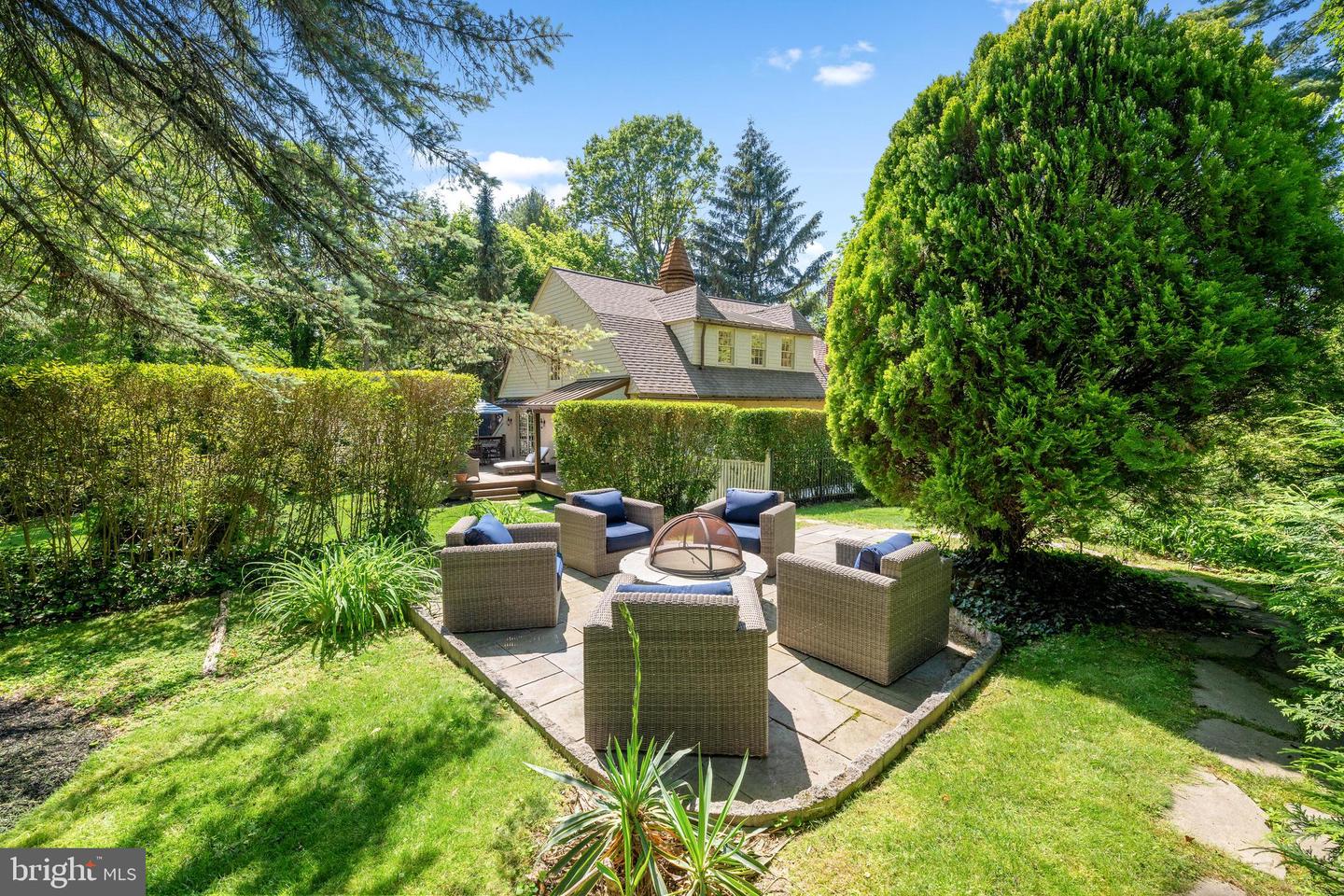 205 Saint Davids Ct