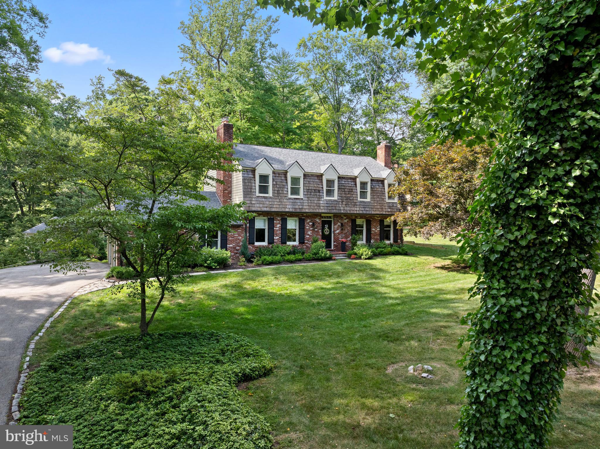 282 S Roberts Rd