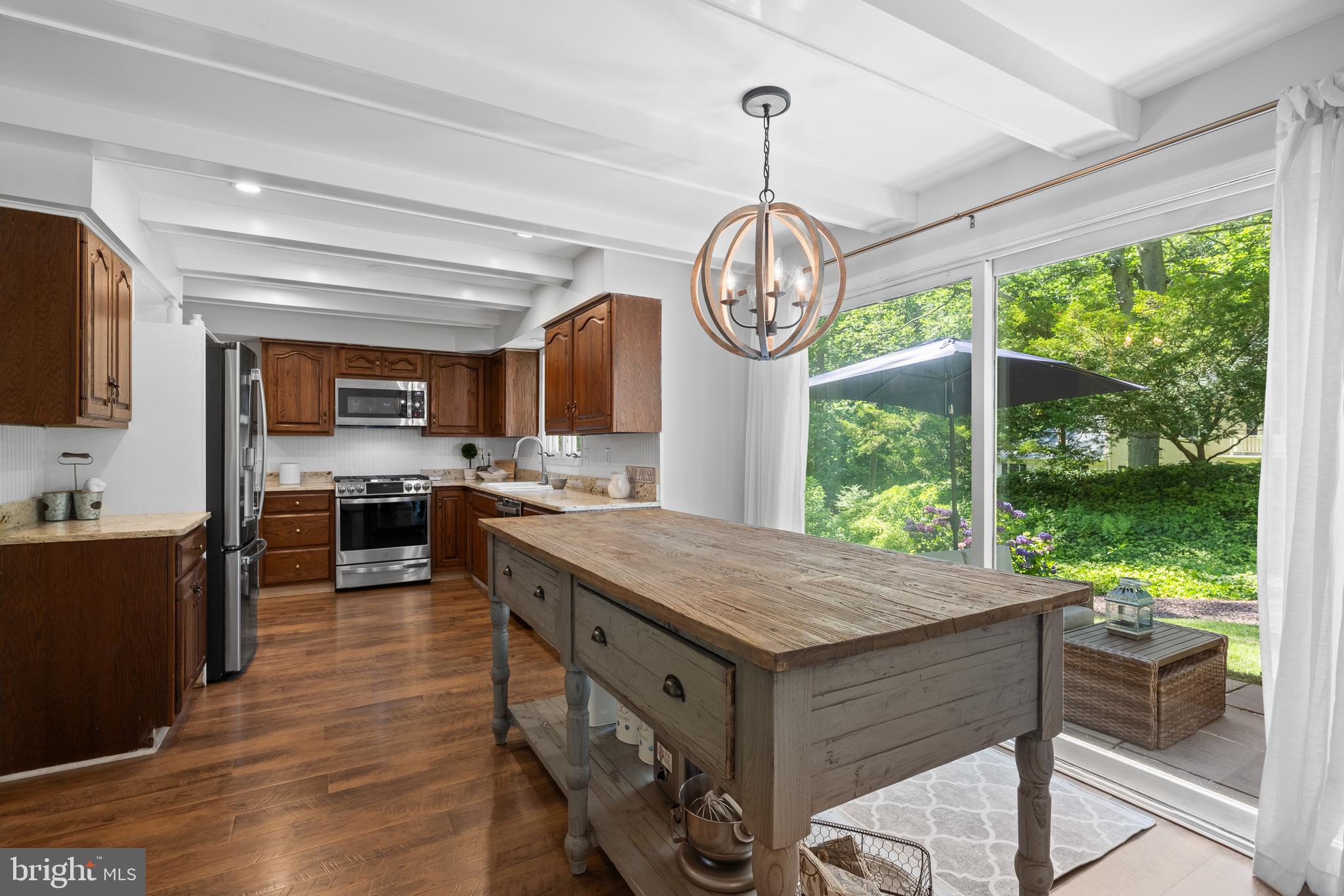 282 S Roberts Rd