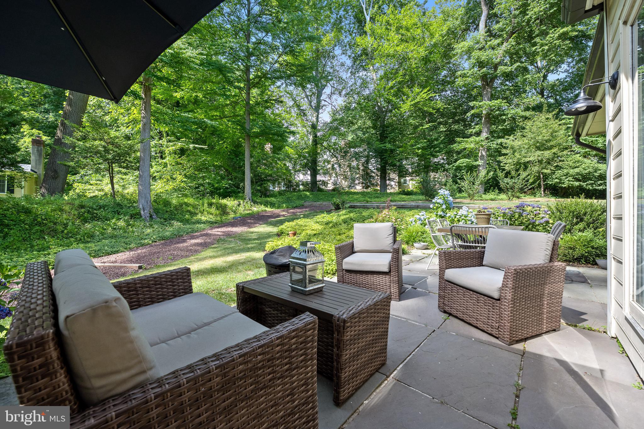 282 S Roberts Rd