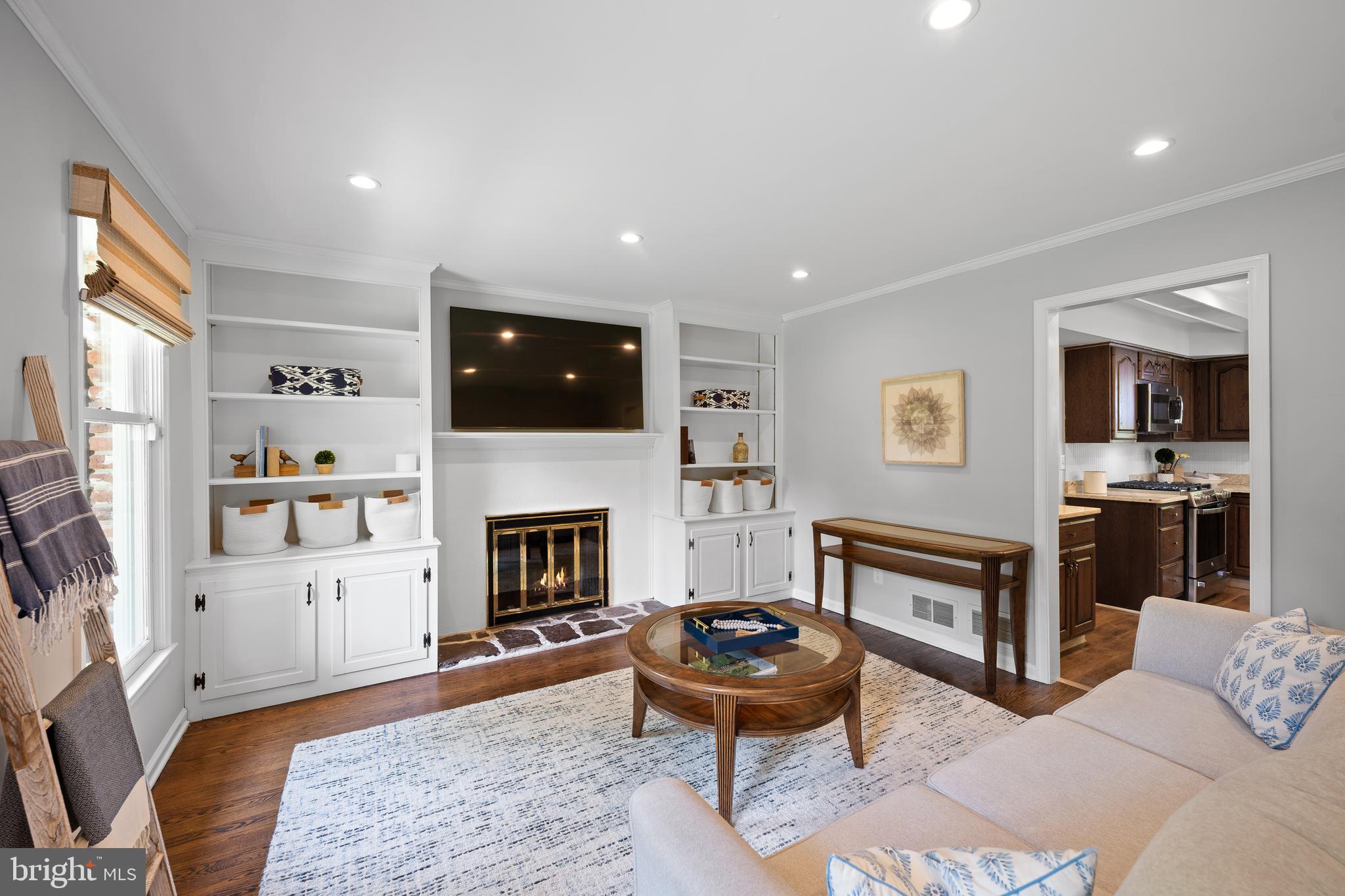 282 S Roberts Rd