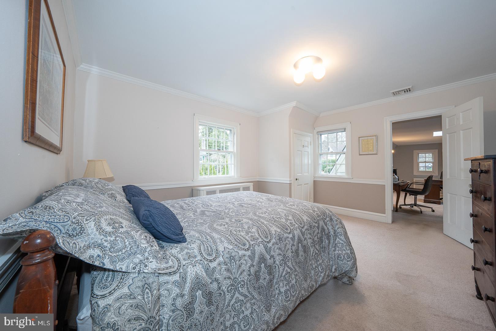 547 Saint Davids Ave