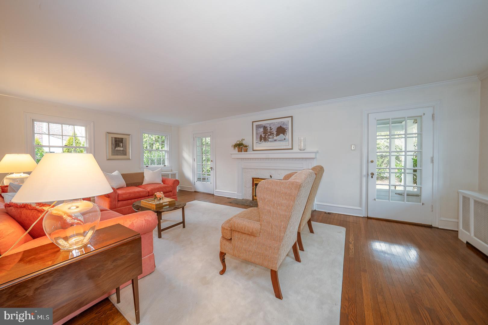 547 Saint Davids Ave