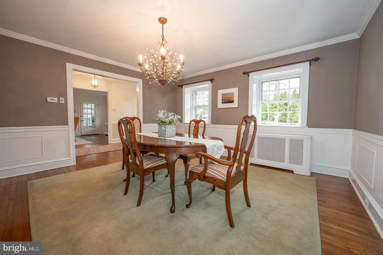 547 Saint Davids Ave