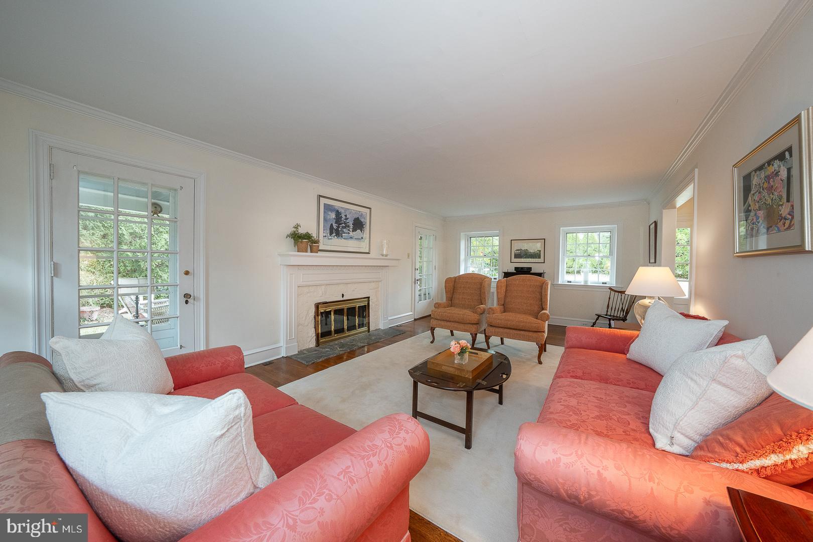 547 Saint Davids Ave