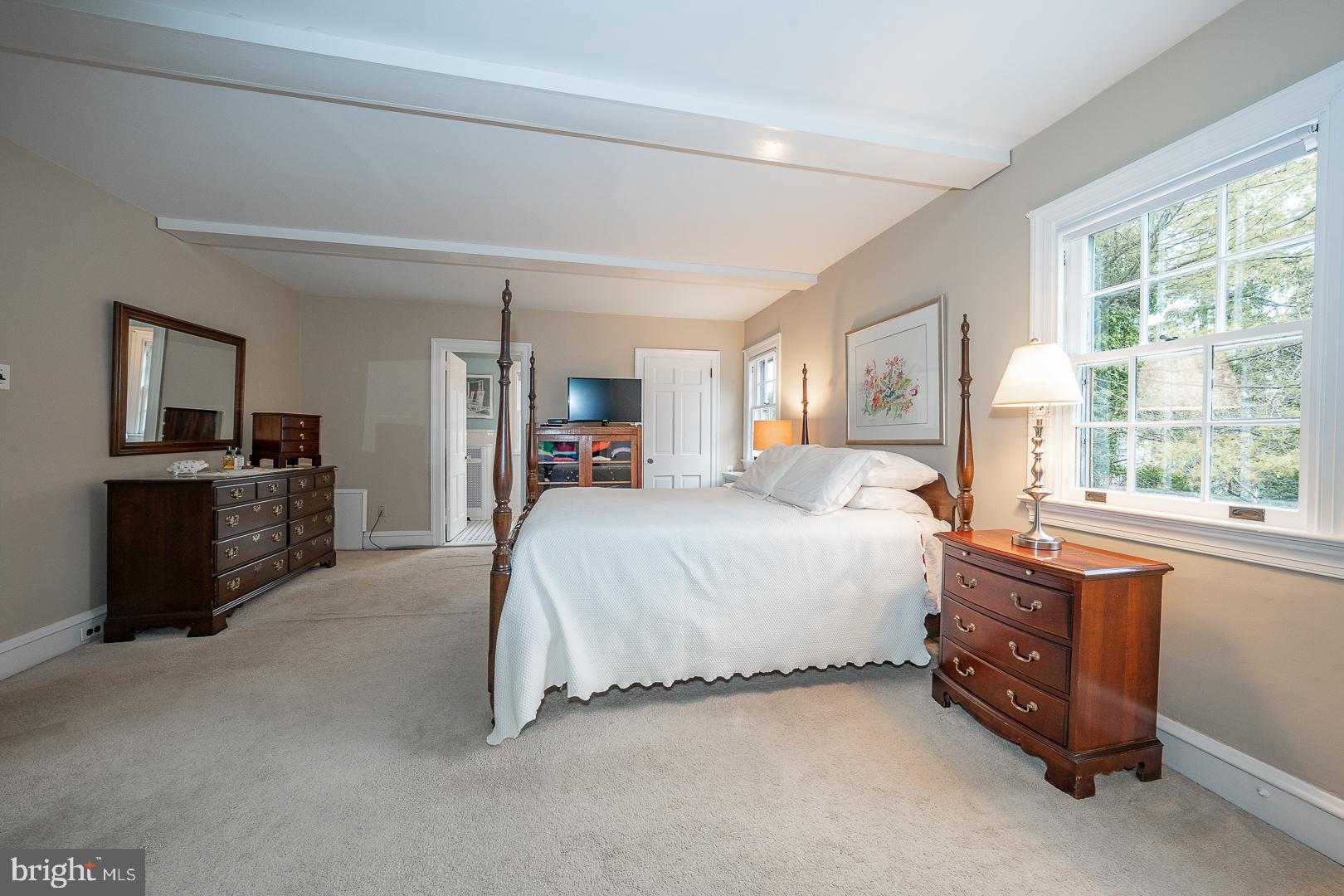 547 Saint Davids Ave