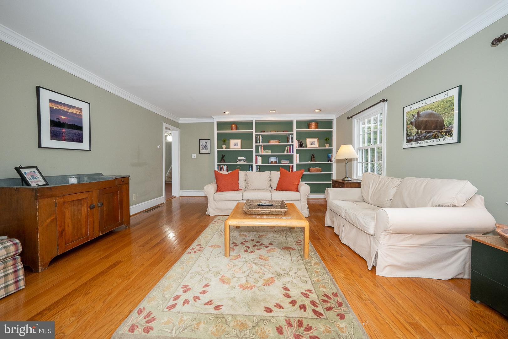 547 Saint Davids Ave
