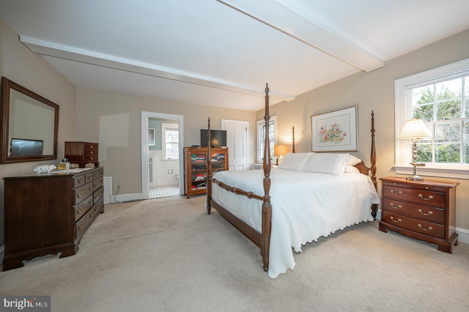 547 Saint Davids Ave