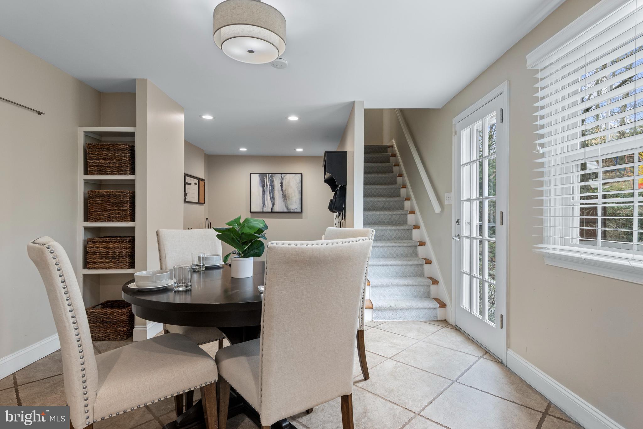 66 Oakford Rd