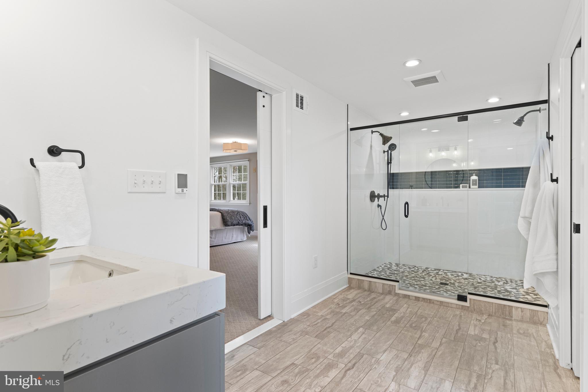 66 Oakford Rd