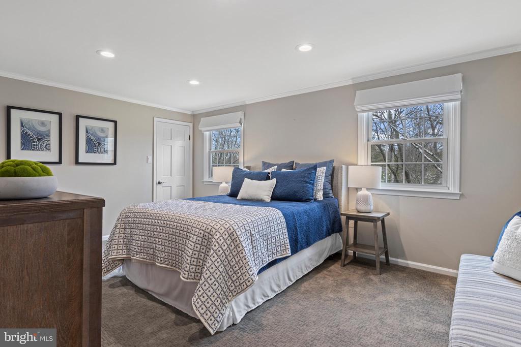 66 Oakford Rd