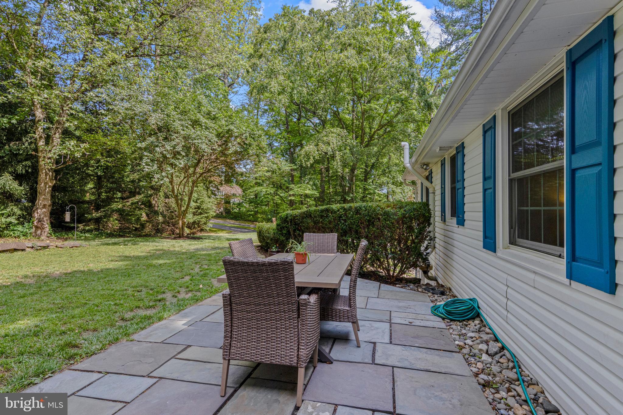 13 Weirwood Rd