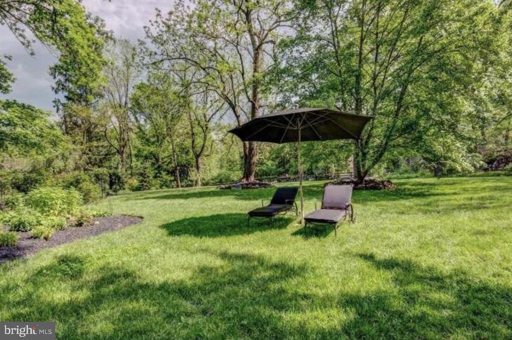 526 SPROUL ROAD
