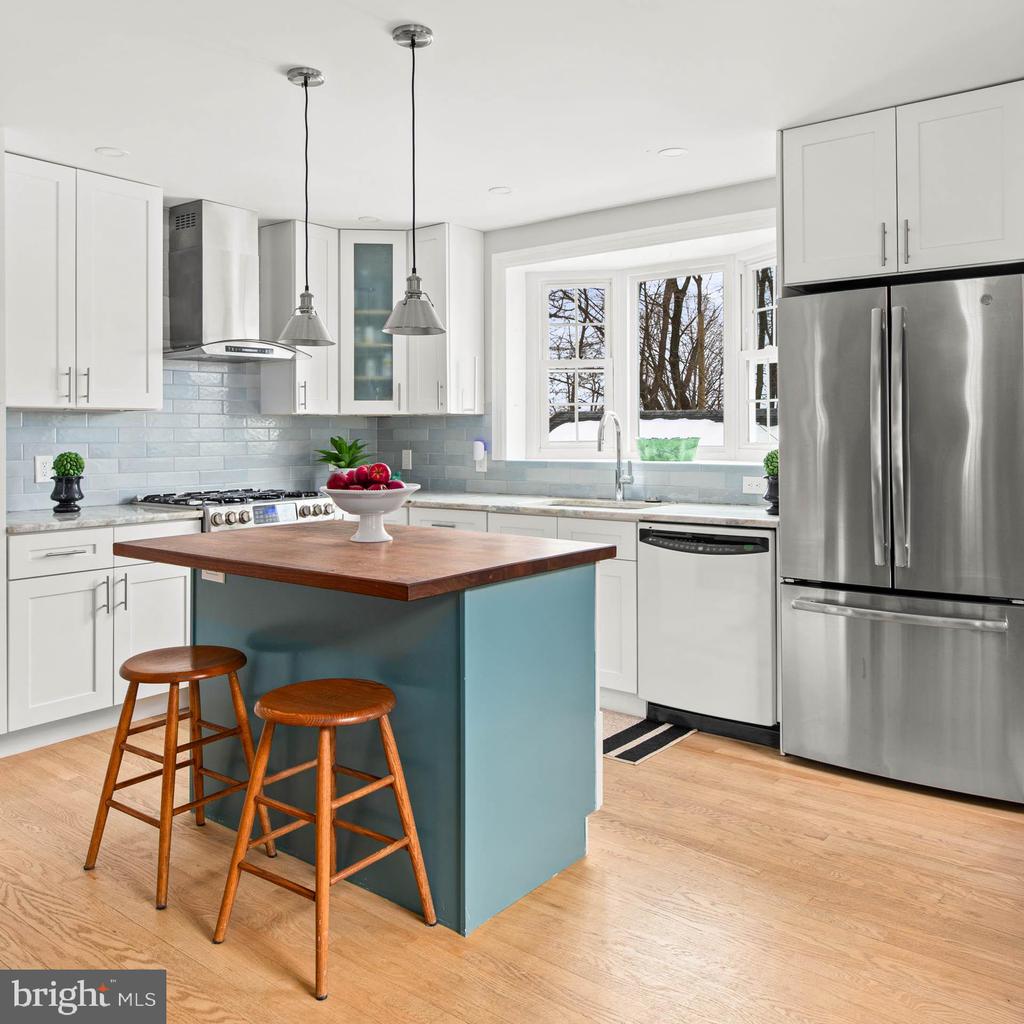 444 SAINT DAVIDS AVENUE