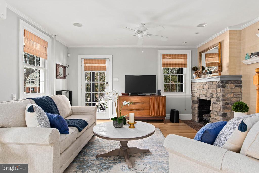 444 SAINT DAVIDS AVENUE