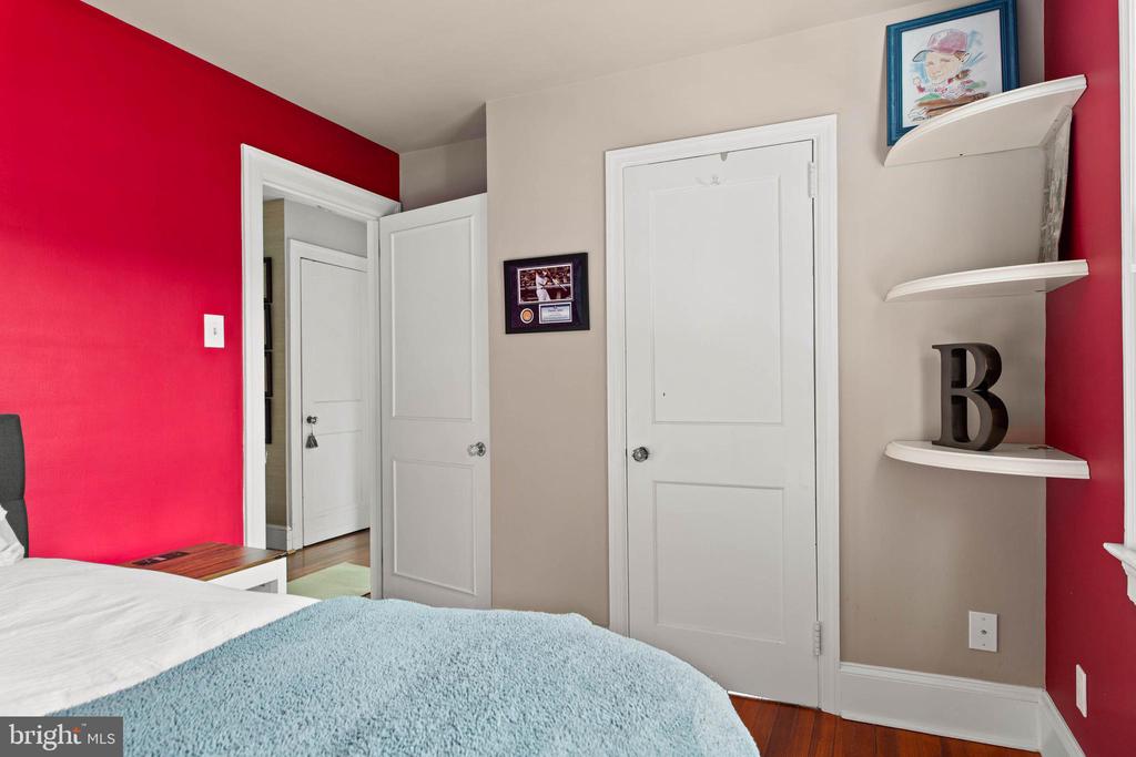 444 SAINT DAVIDS AVENUE
