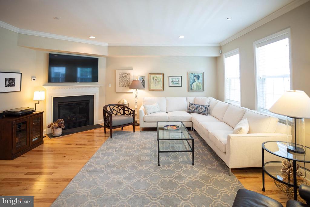 3505 MUIRWOOD DRIVE