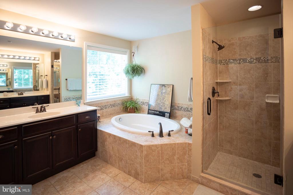 3505 MUIRWOOD DRIVE