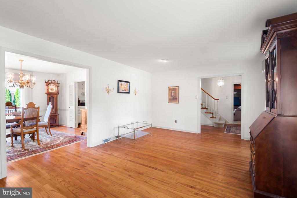 5 GRANT LANE