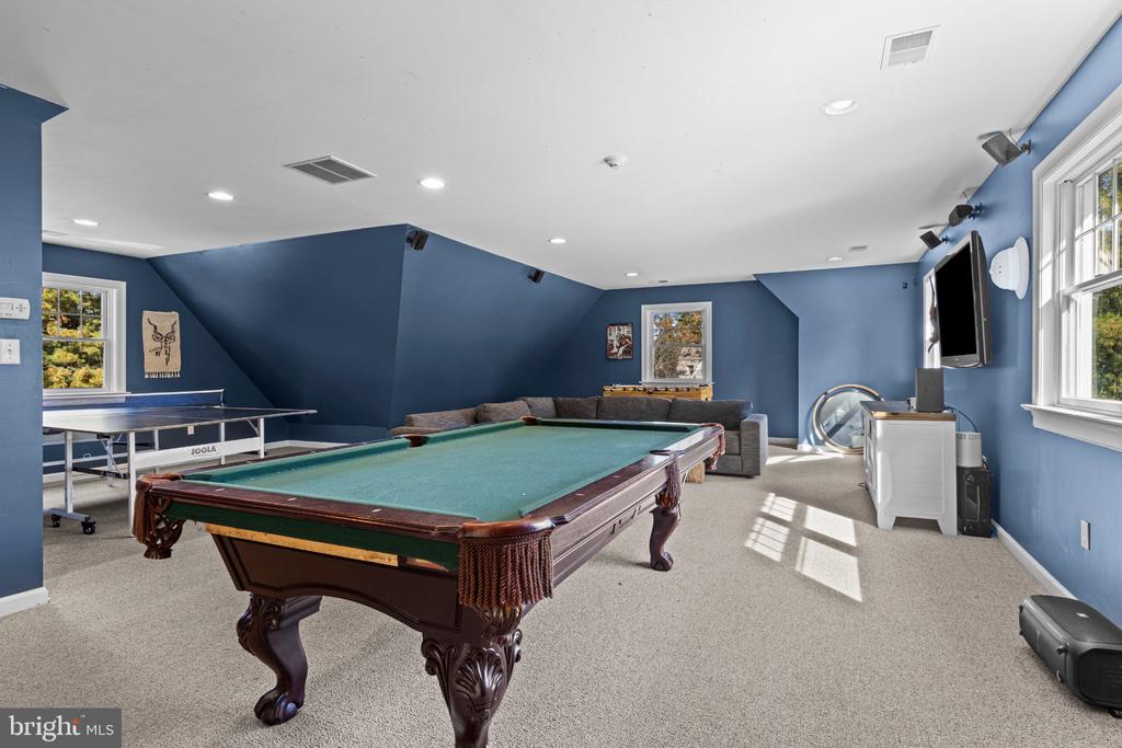 305 AUDUBON AVENUE