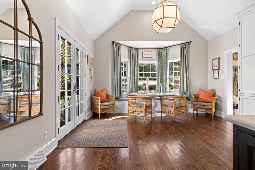 305 AUDUBON AVENUE