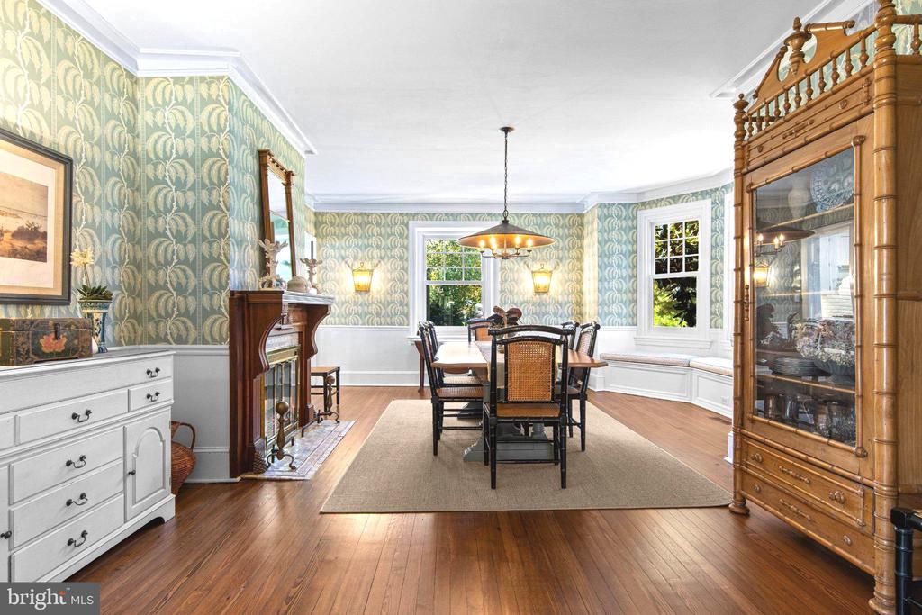 305 AUDUBON AVENUE