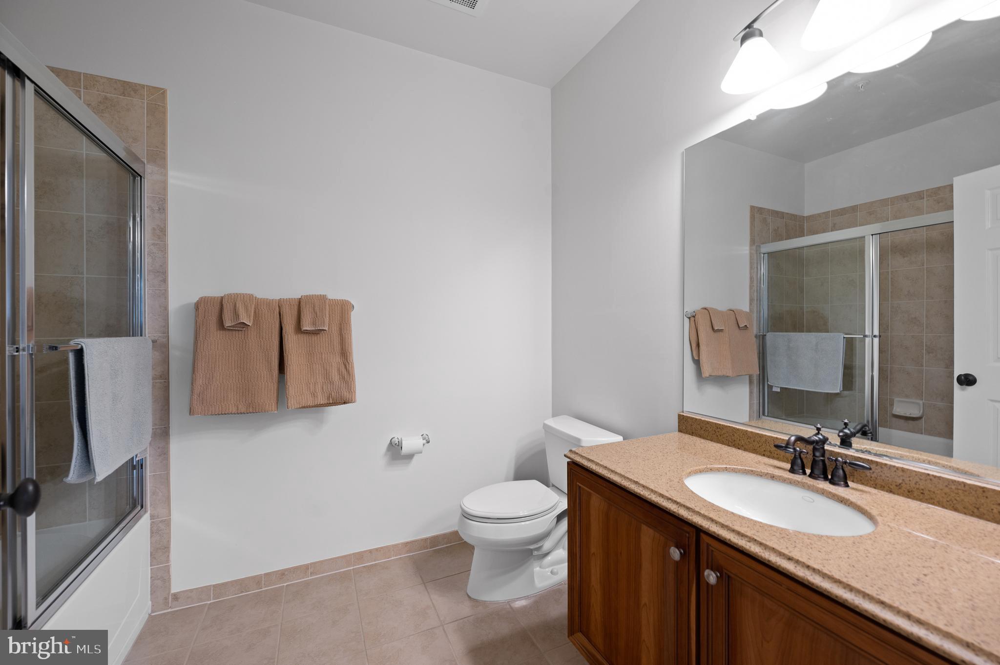 300 W Elm St #2434