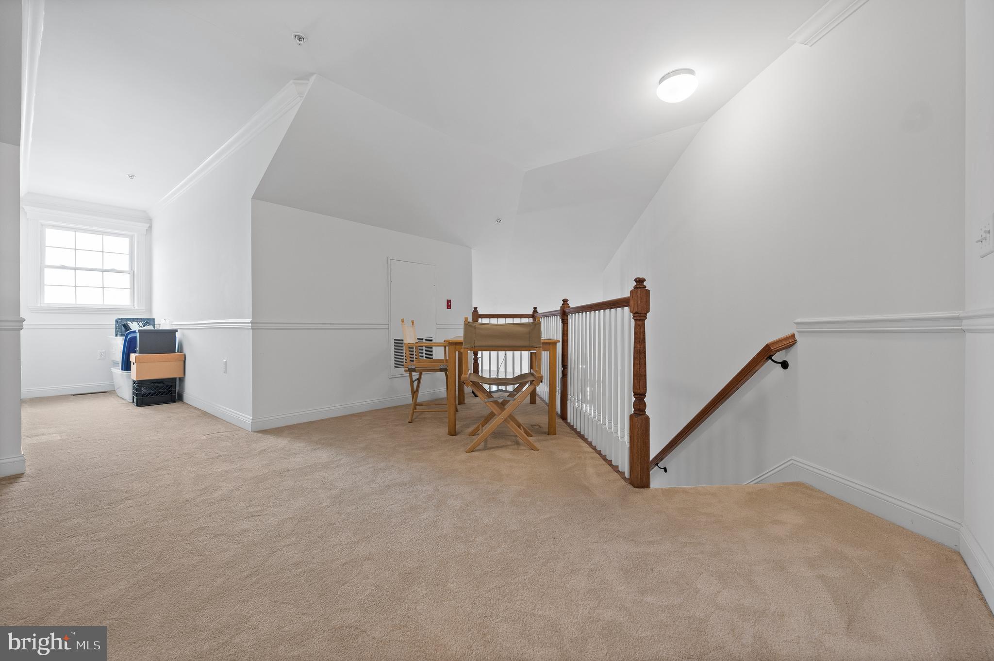 300 W Elm St #2434