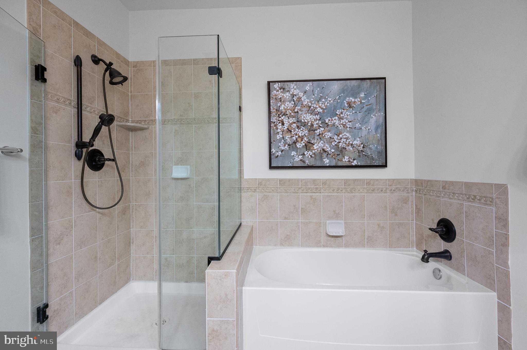300 W Elm St #2434