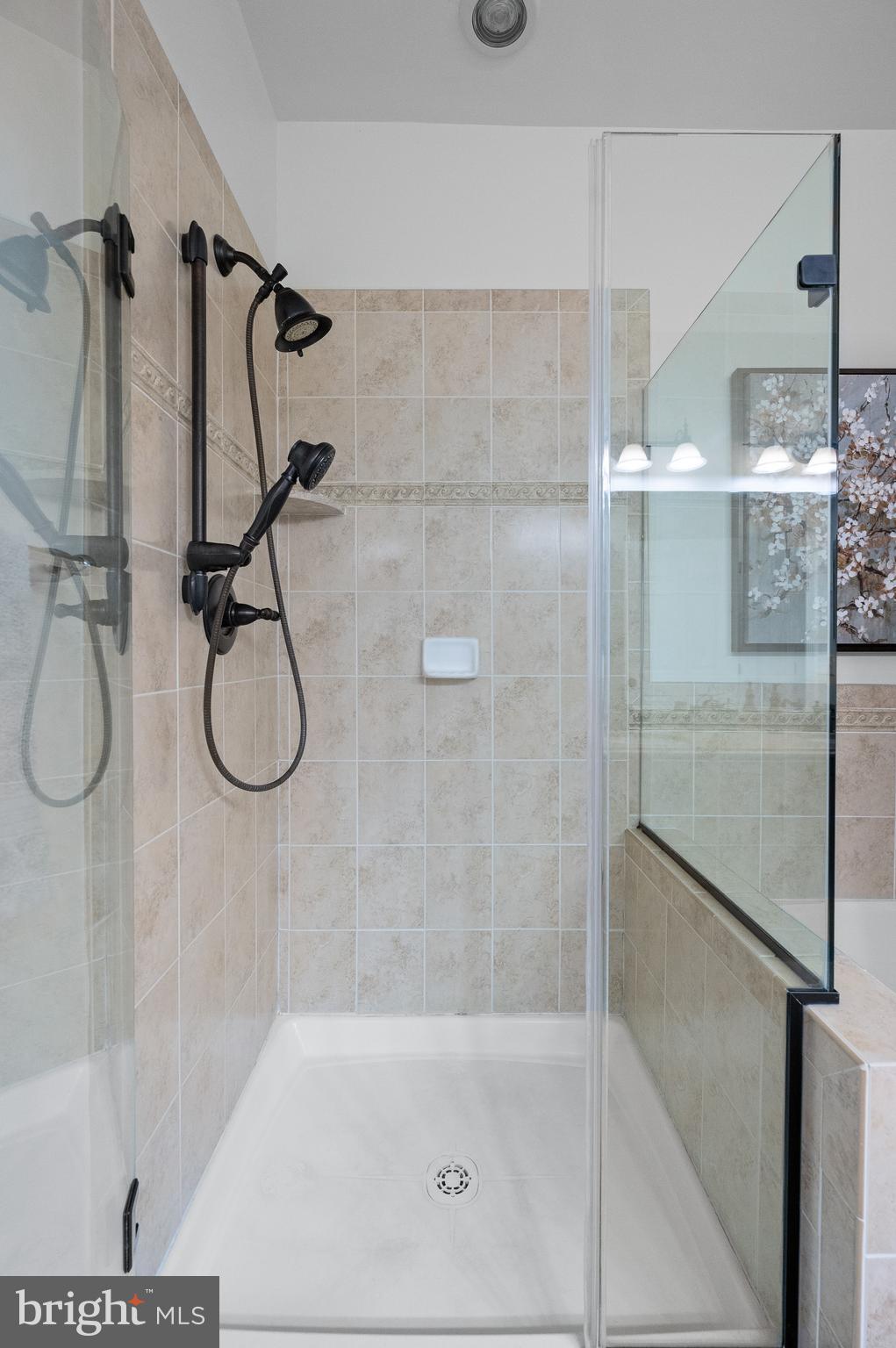 300 W Elm St #2434