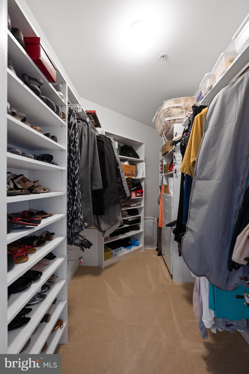 300 W Elm St #2434